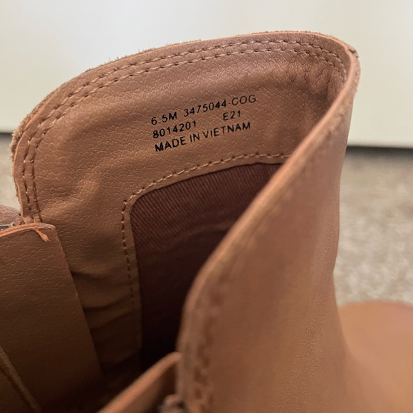 Frye Women’s Judith Bootie Leather Double Zip - Picture 10 of 11